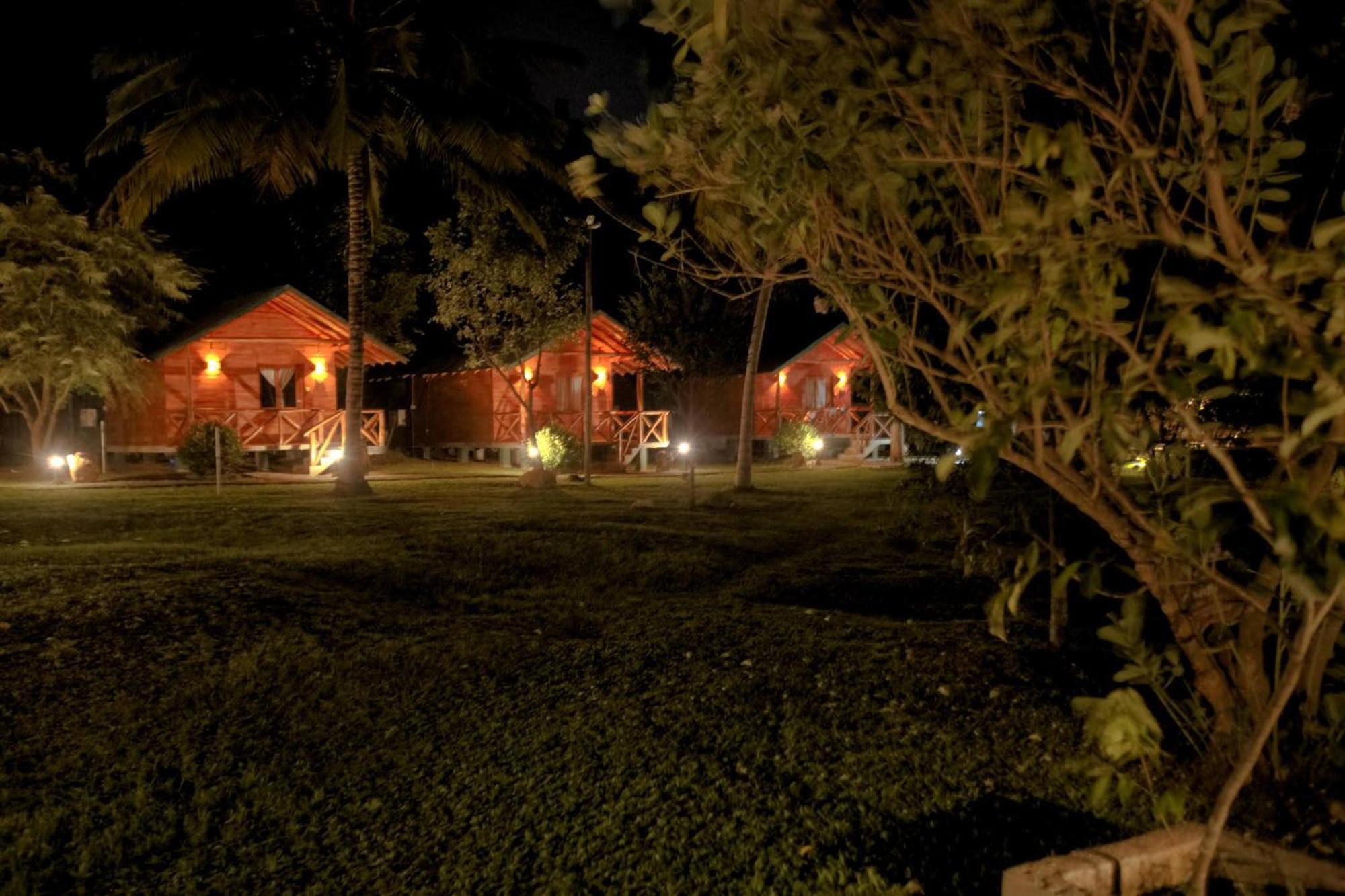 The Mastodon Valley Safari Resort Udawalawe Eksteriør billede